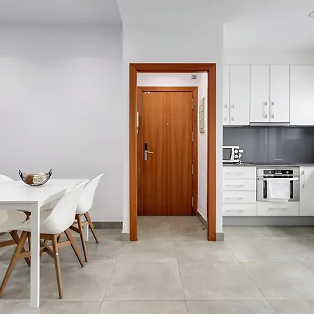 Apartment Cozy In Ploce With Wi-fi *
